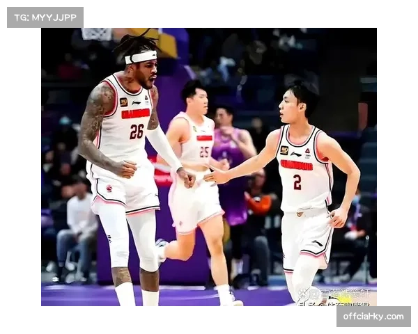 山东26胜紧追广东,季后赛排名竞争激烈 山东26胜紧追广东,季后赛排名竞争激烈